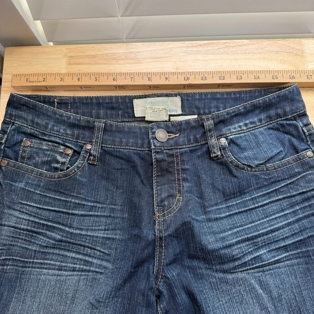 Maurices Molli Flare‎ Jeans Women's Blue Denim Mid Rise Stretch Pockets - 9/10